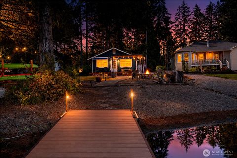 Photo of 1101 E Ballantrae Drive, Shelton, WA 98584 (MLS # 2553389)
