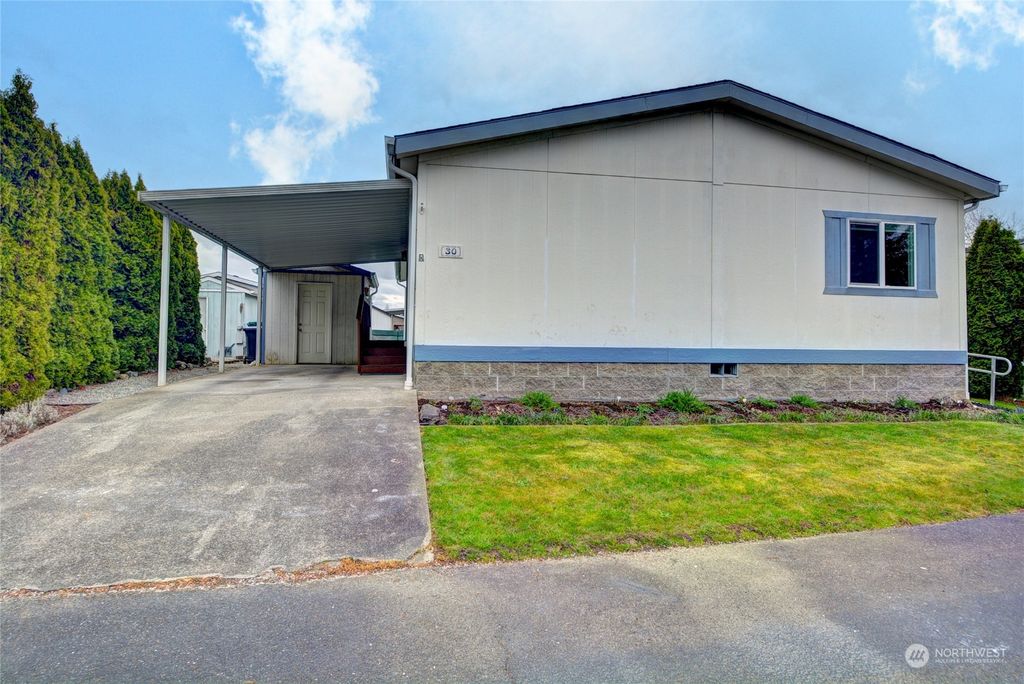 Photo of 5711 100 Street NE #30, Marysville, WA 98270 (MLS # 2213418)