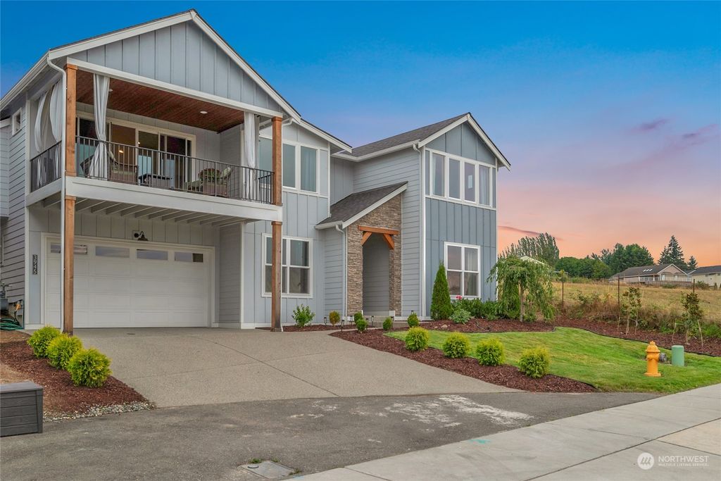 Photo of 3945 60th Avenue NE, Marysville, WA 98270 (MLS # 2164184)