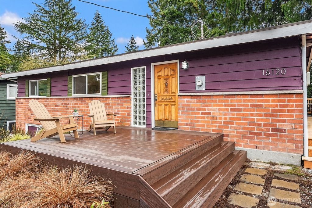 Photo of 16120 Ashworth Avenue N, Shoreline, WA 98133 (MLS # 2353486)