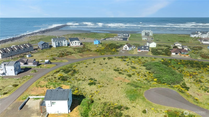 471 Hilo Court