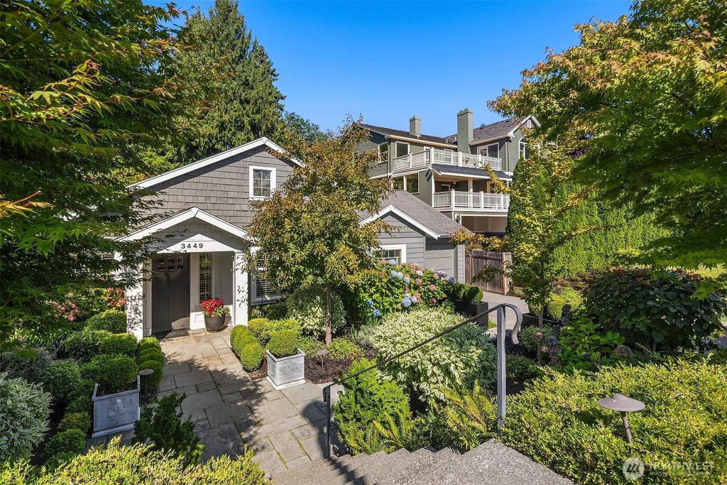 Photo of 3449 Magnolia Boulevard W, Seattle, WA 98199 (MLS # 2440331)
