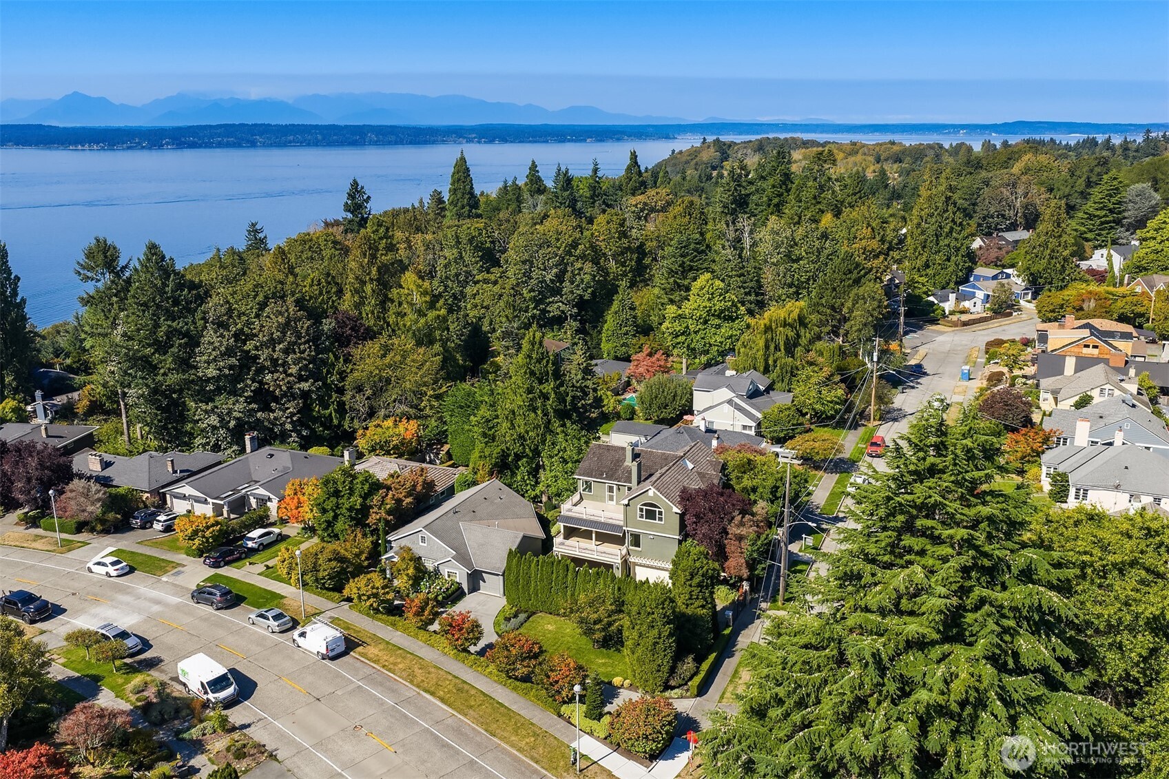 3449 Magnolia Boulevard W