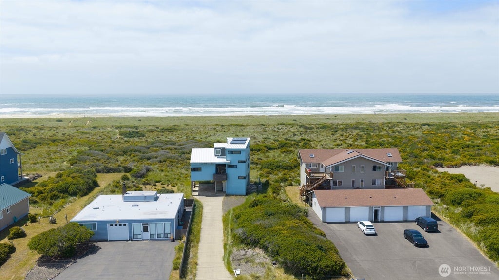 Photo of 1065 Ocean Shores Boulevard SW, Ocean Shores, WA 98569 (MLS # 2548244)