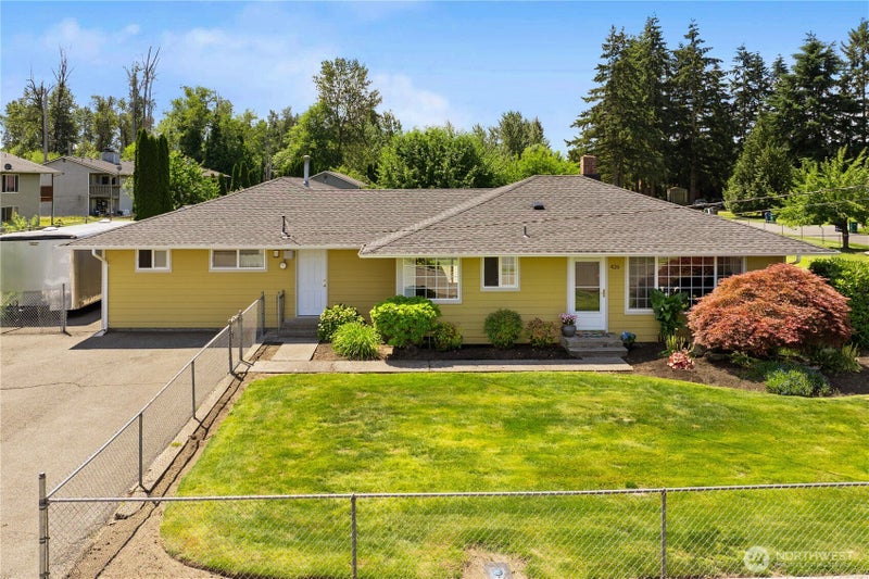 426 4th Avenue SE