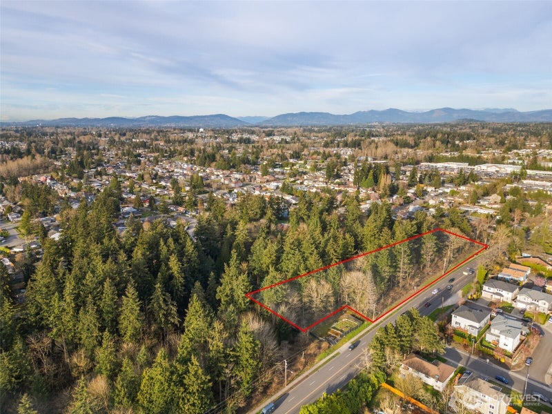 0 SE 208th Street