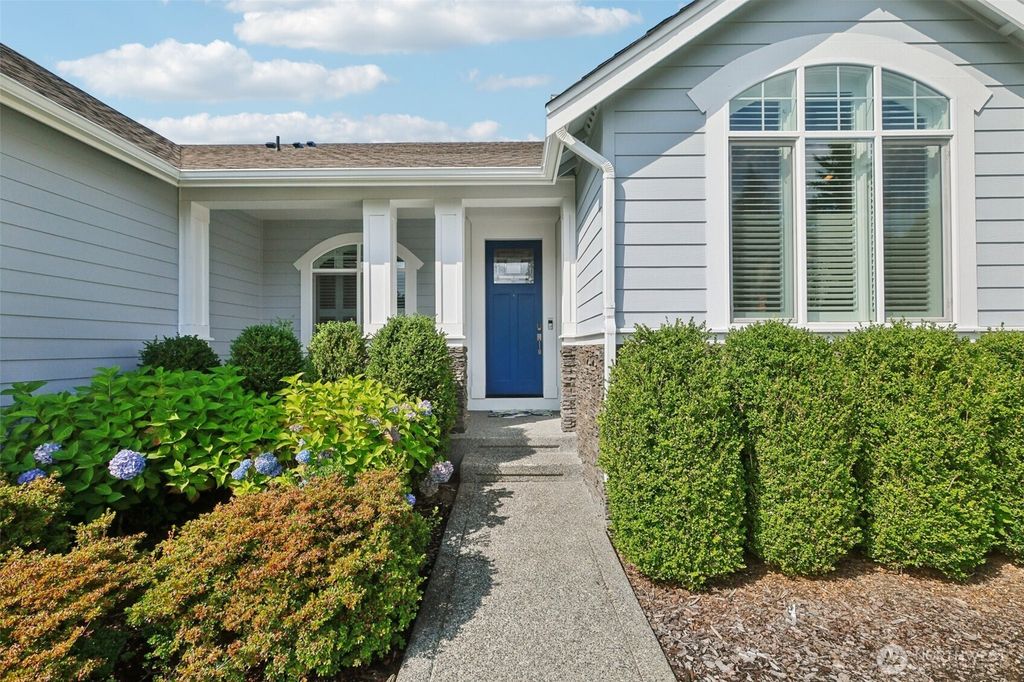 Photo of 8837 129th Place SE, Newcastle, WA 98056 (MLS # 2410317)