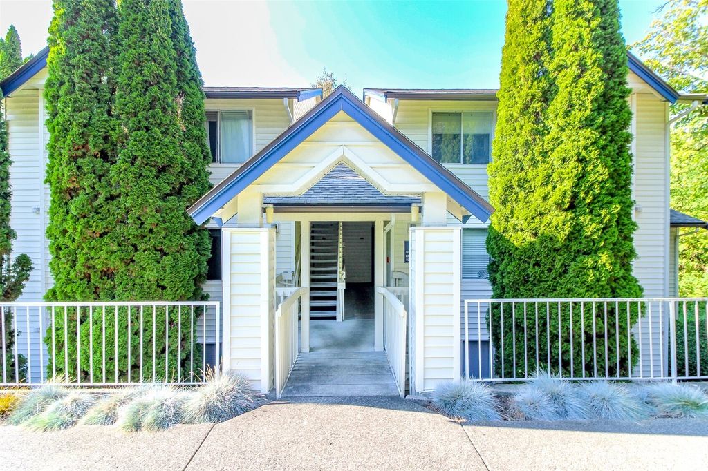 Photo of 5000 Lake Washington Boulevard NE #D203, Renton, WA 98056 (MLS # 2437528)