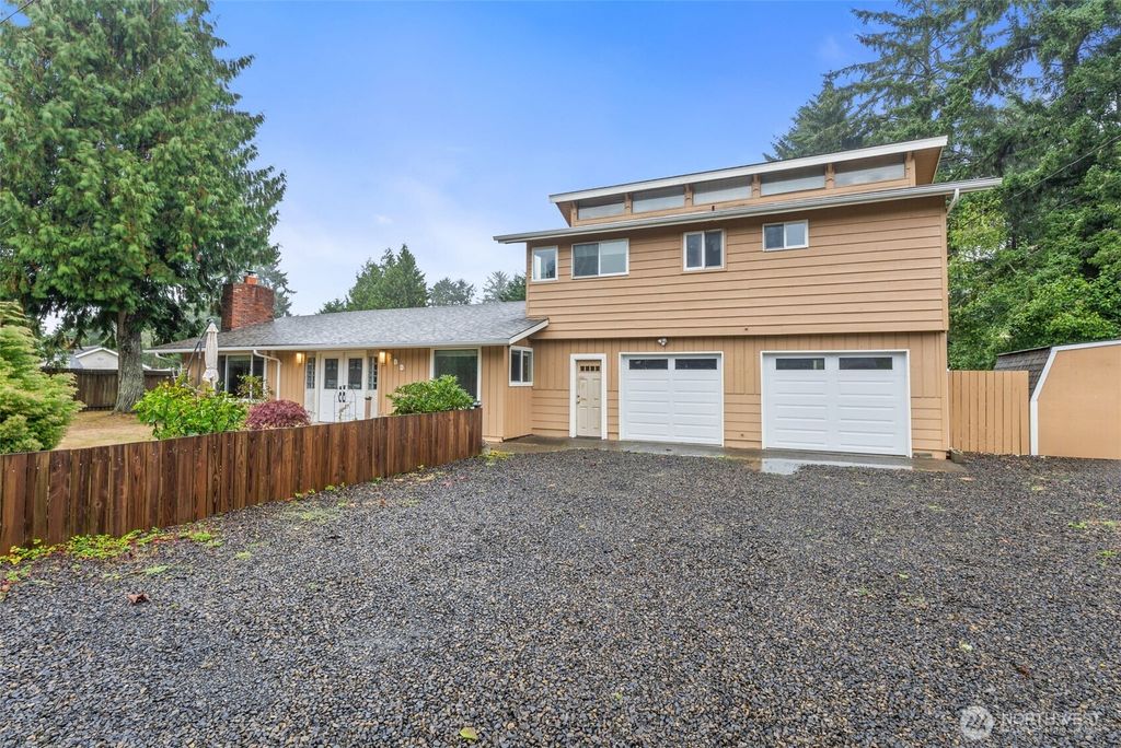 Photo of 800 S Melbourne Street, Westport, WA 98595 (MLS # 2439867)