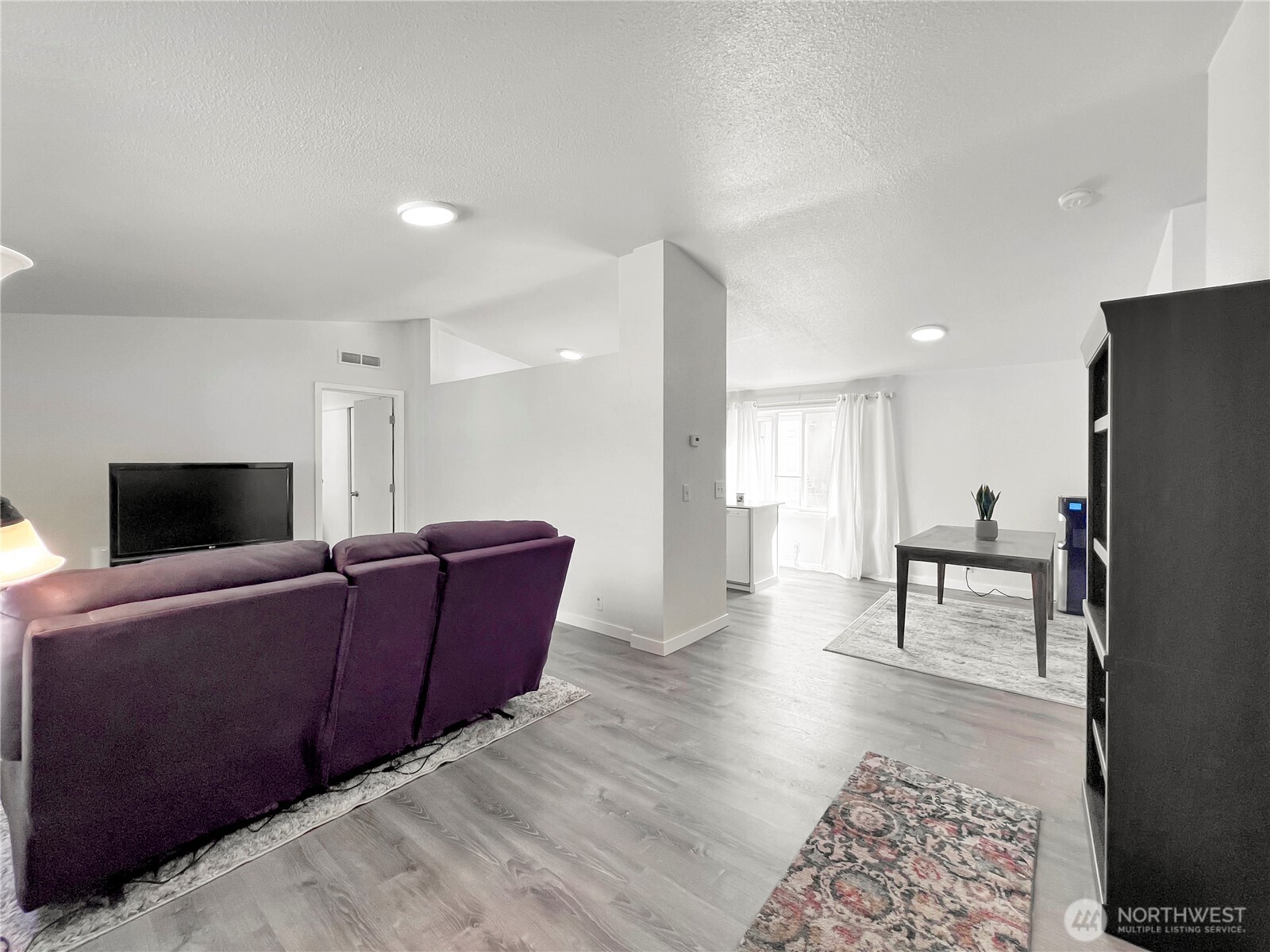 10511 137th Street E 16