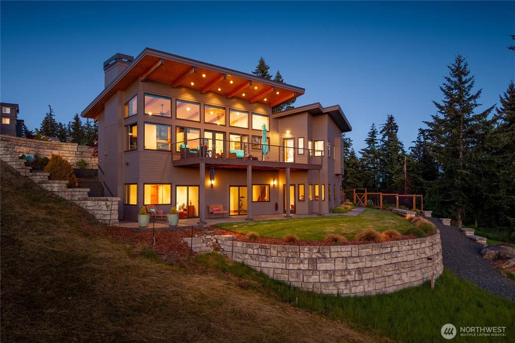 Photo of 4320 Samish Crest Drive, Bellingham, WA 98229 (MLS # 2543666)