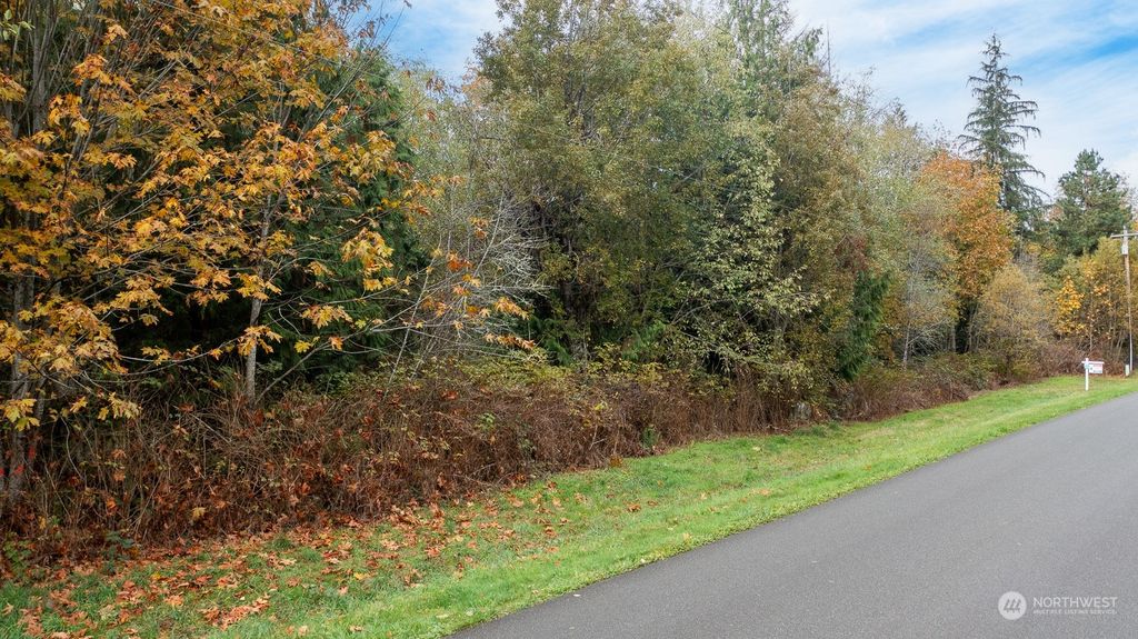 Photo of 1400 66th Avenue NW, Stanwood, WA 98292 (MLS # 2132104)