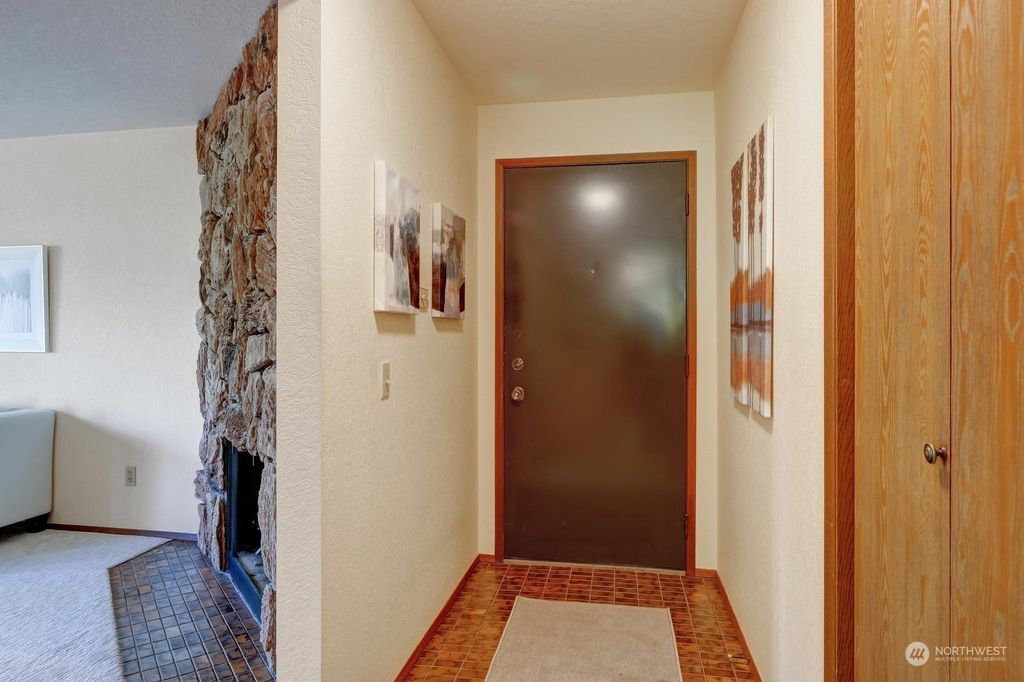 Photo of 12501 17th Avenue NE #A, Seattle, WA 98125 (MLS # 2073914)