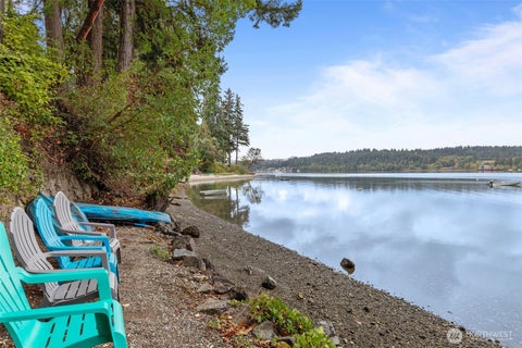 Photo of 2775 Marine Drive, Bremerton, WA 98312 (MLS # 2582534)