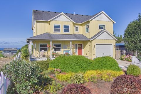 Photo of 27101 K Place, Ocean Park, WA 98640 (MLS # 2290411)