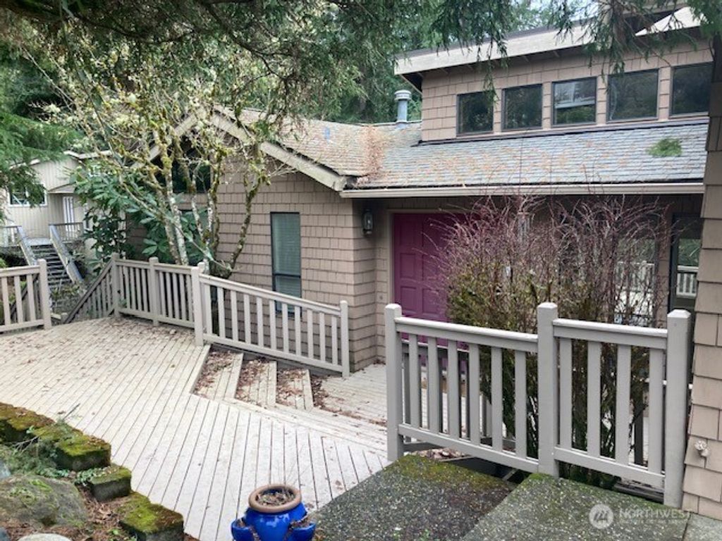 Photo of 4529 153rd Avenue SE, Bellevue, WA 98006 (MLS # 2488905)