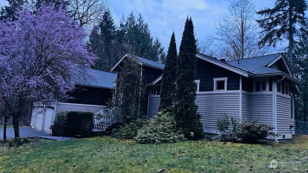 Photo of 18915 NE 140th Place, Woodinville, WA 98072 (MLS # 2214219)