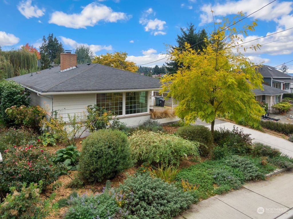 Photo of 730 Dayton Street, Edmonds, WA 98020 (MLS # 2164798)