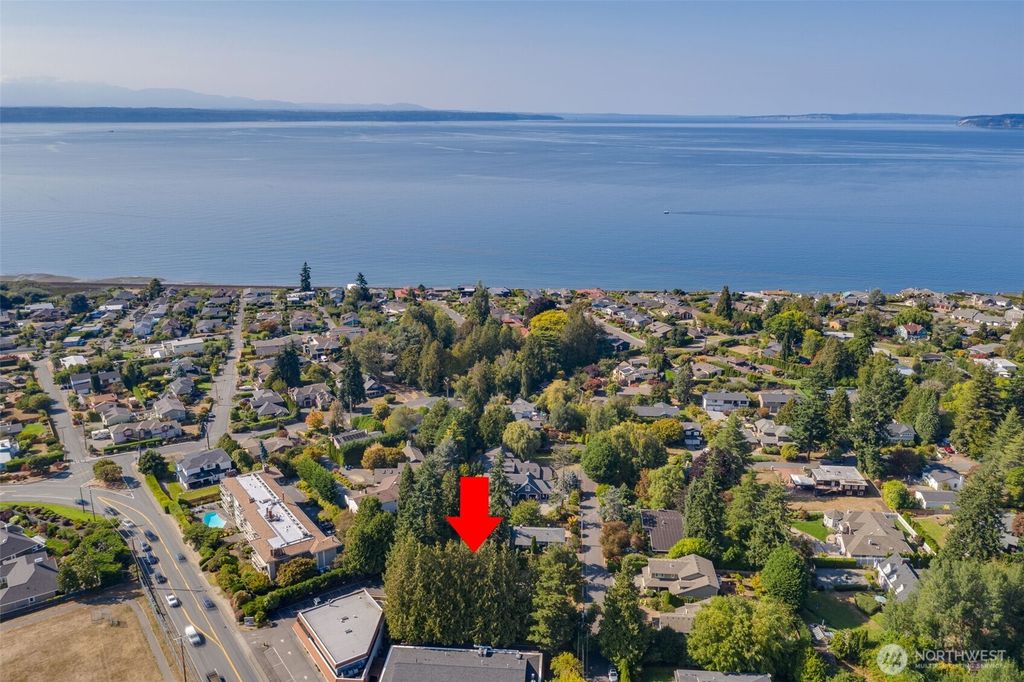 Photo of 1030 Grandview Street, Edmonds, WA 98020 (MLS # 2431444)