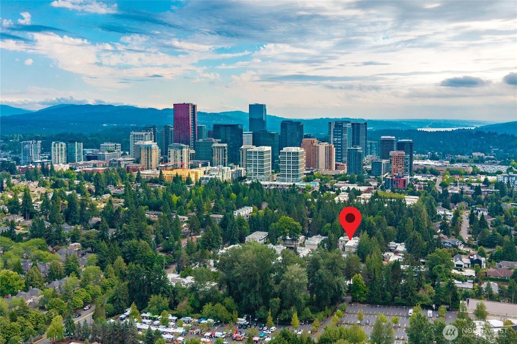 Photo of 10221 NE 16th Street #H7, Bellevue, WA 98004 (MLS # 2556790)