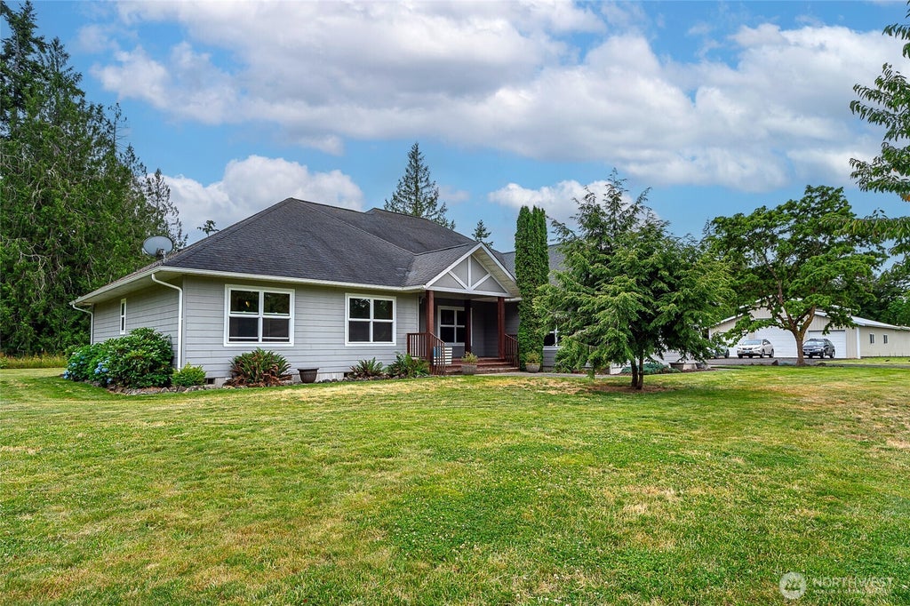 Photo of 298 Toledo Salmon Creek Road, Toledo, WA 98591 (MLS # 2532510)