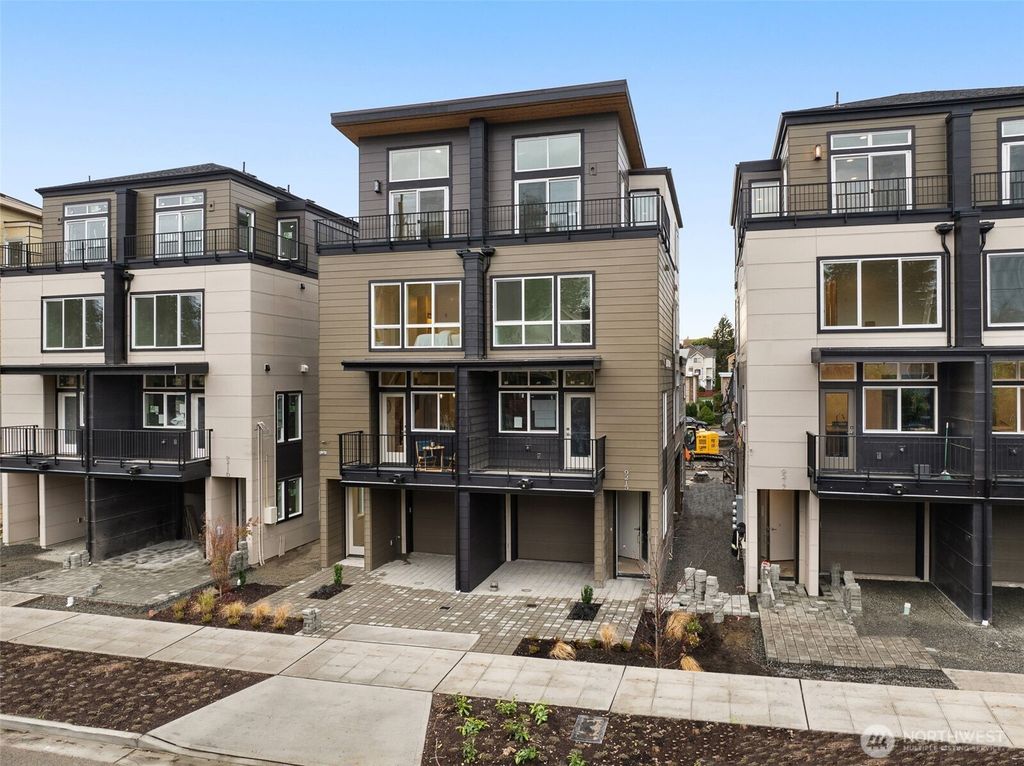 Photo of 9211 D Densmore Avenue N, Seattle, WA 98103 (MLS # 2444618)