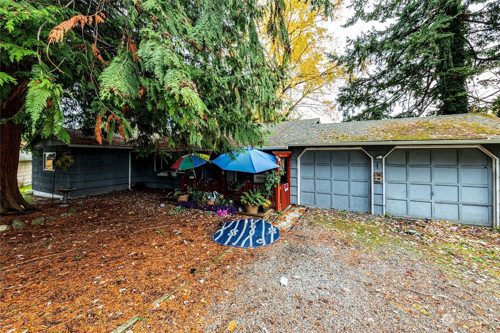 Photo of 4106 222nd Street SW, Mountlake Terrace, WA 98043 (MLS # 2202963)