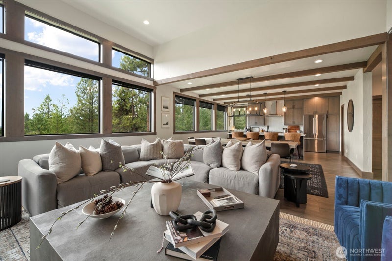 1450 Creekside Road