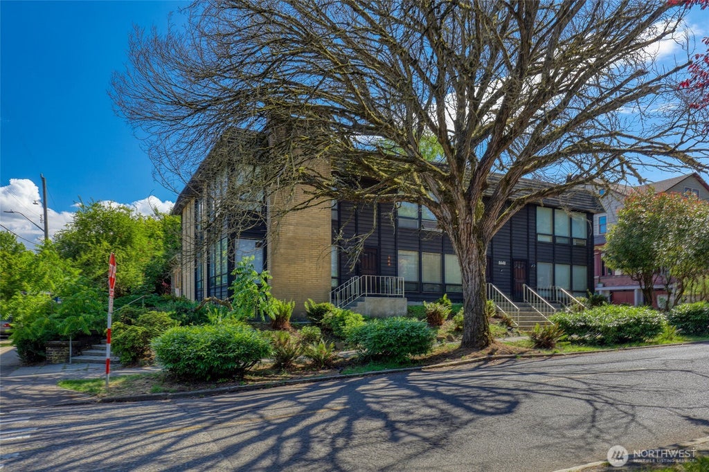 Photo of 1441 E Aloha Street, Seattle, WA 98112 (MLS # 2541093)
