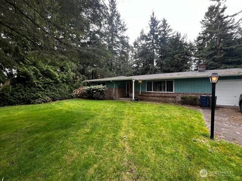 Photo of 11837 SE 282nd Street, Auburn, WA 98092 (MLS # 2485943)