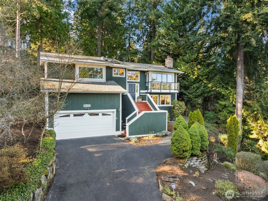 Photo of 18945 NE 20th Court, Redmond, WA 98052 (MLS # 2477490)