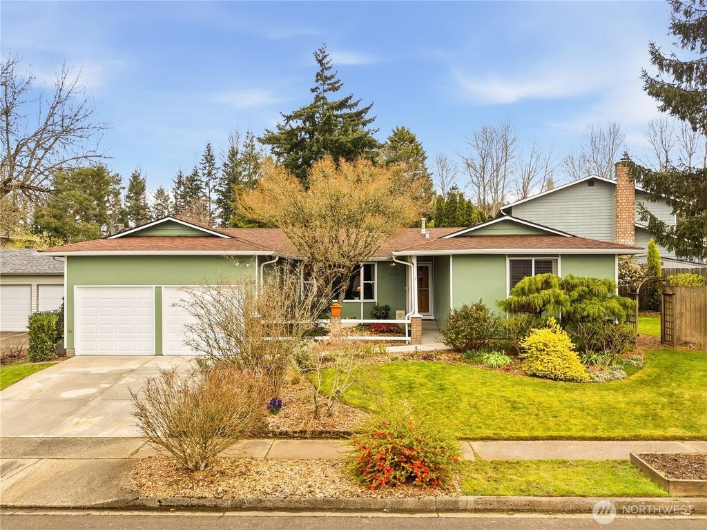 Photo of 2548 Smithers Avenue S, Renton, WA 98055 (MLS # 2497457)