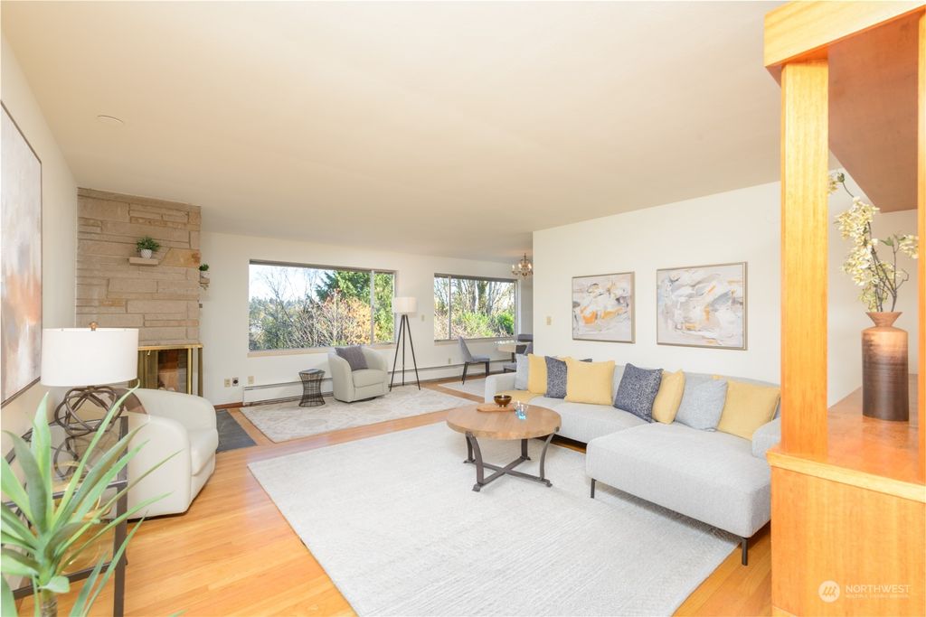 Photo of 10024 11th Avenue NW, Seattle, WA 98177 (MLS # 2182221)