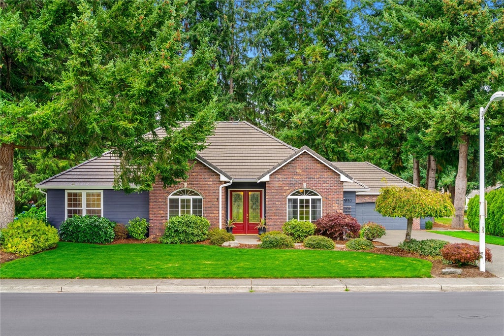 Photo of 3930 Prestwick Lane SE, Olympia, WA 98501 (MLS # 2594352)