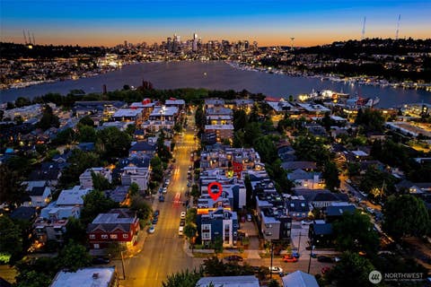 Photo of 3551 Wallingford Avenue N, Seattle, WA 98103 (MLS # 2550766)