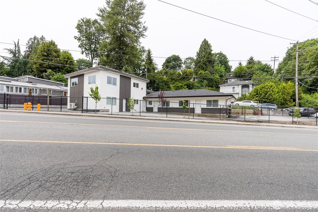 Photo of 10009 Des Moines Memorial Drive S, Seattle, WA 98168 (MLS # 2334287)