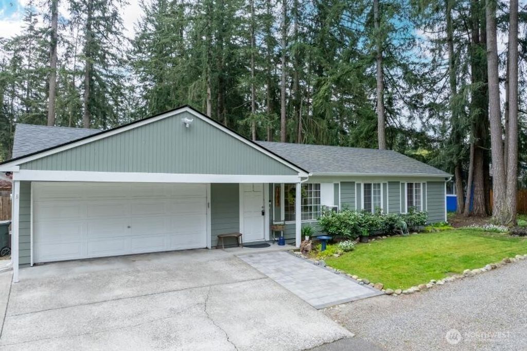 Photo of 19633 SE 260th ST St, Covington, WA 98042 (MLS # 2356713)