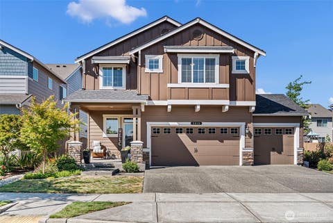 Photo of 3013 13th Avenue Ct NW, Puyallup, WA 98371 (MLS # 2568457)
