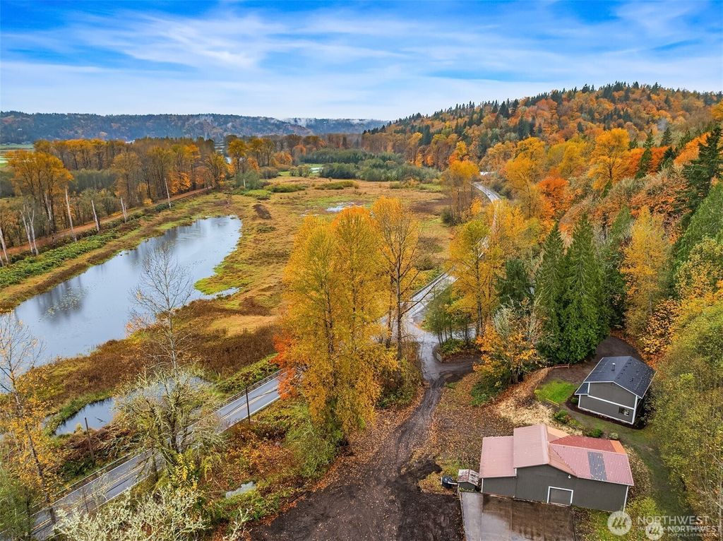 Photo of 10304 296th Avenue NE, Carnation, WA 98014 (MLS # 2468782)