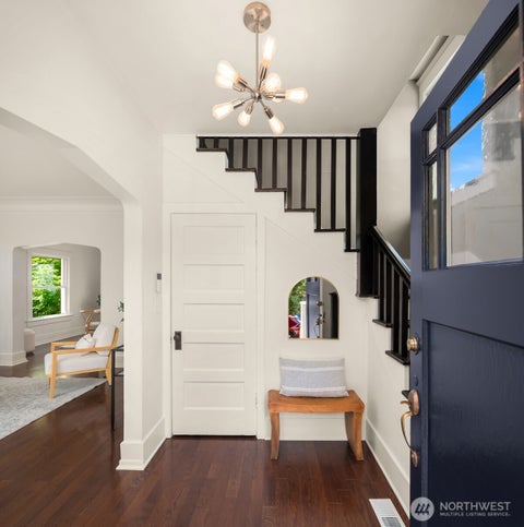 Photo of 1132 NW 56th Street, Seattle, WA 98107 (MLS # 2580418)