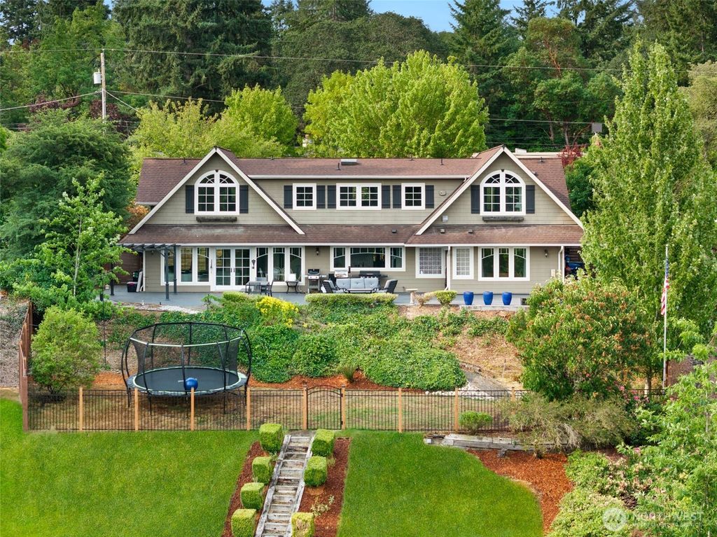 Photo of 10841 Evergreen Terrace SW, Lakewood, WA 98498 (MLS # 2460211)