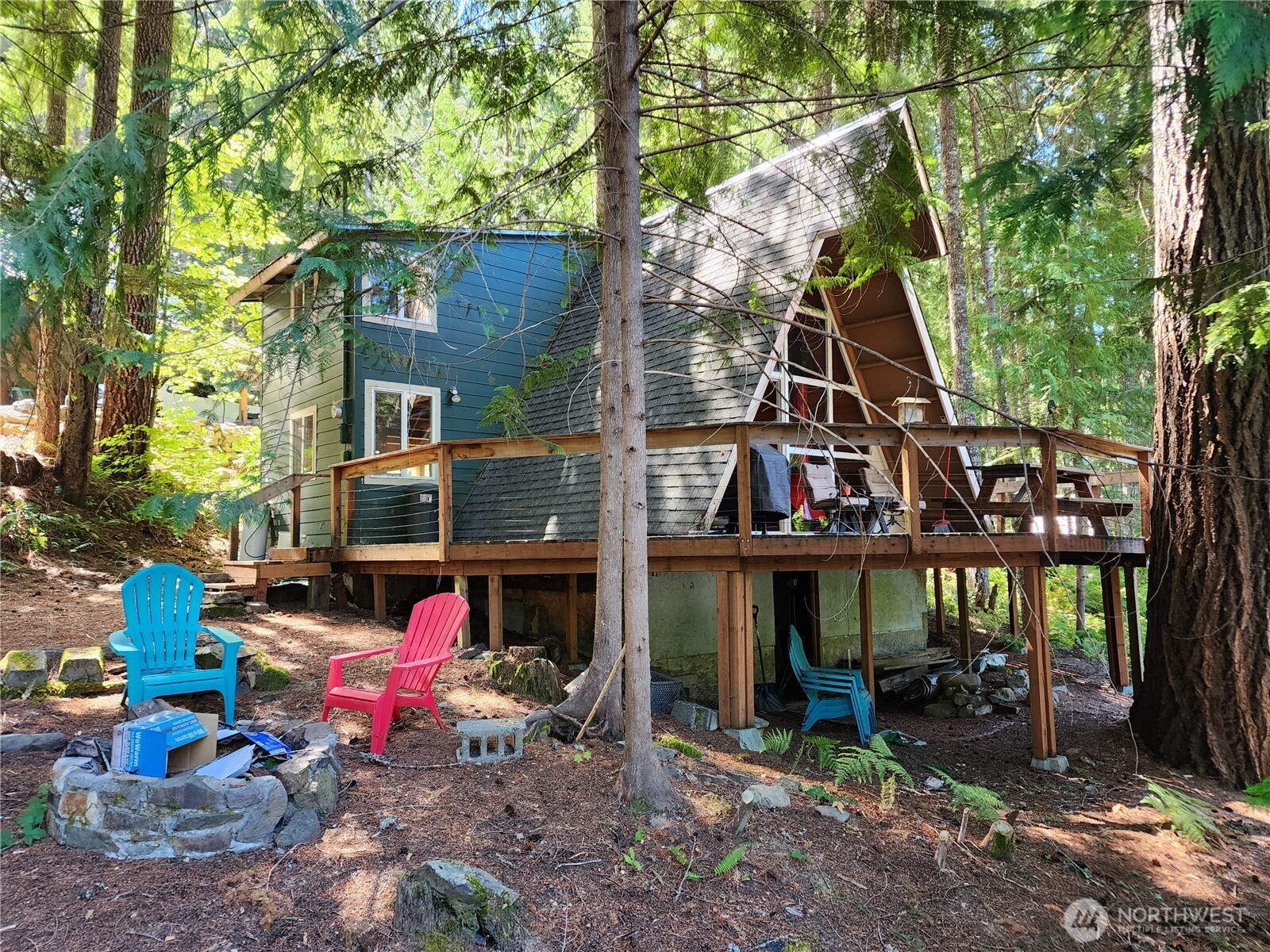 102 Forest Lane