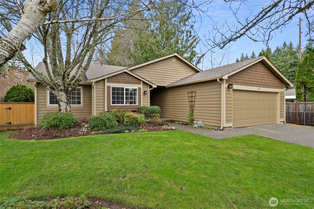 Photo of 1318 Devon Drive NE, Olympia, WA 98506 (MLS # 2472060)