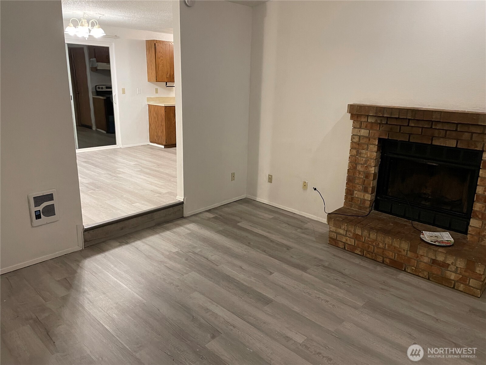 11209 89th ave Court E