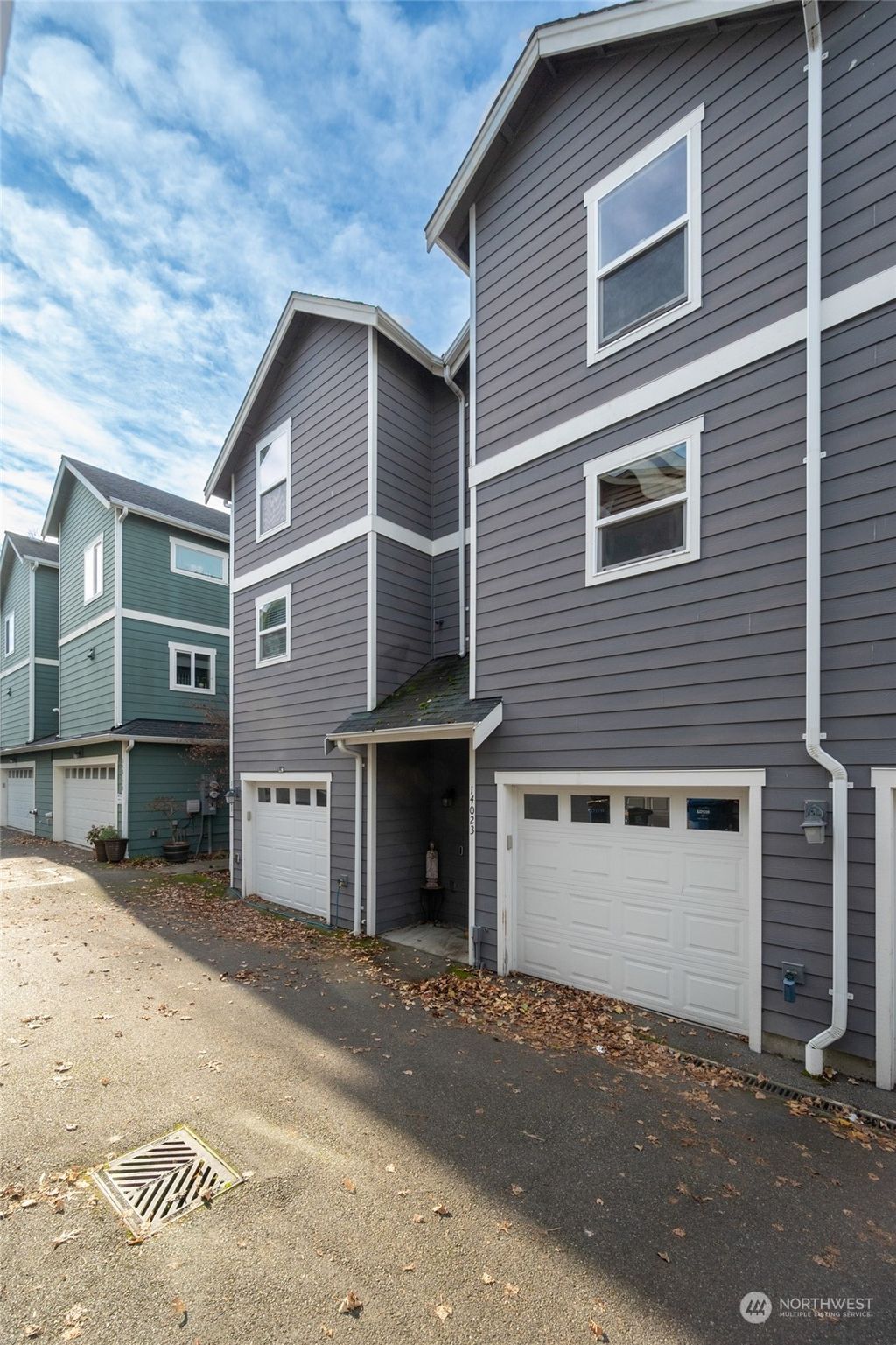 Photo of 14023 D 35th Avenue NE, Seattle, WA 98125 (MLS # 2022811)
