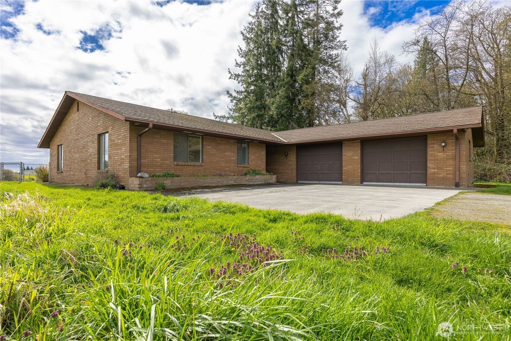 Photo of 19188 Holmstrom Road, Mount Vernon, WA 98273 (MLS # 2504449)