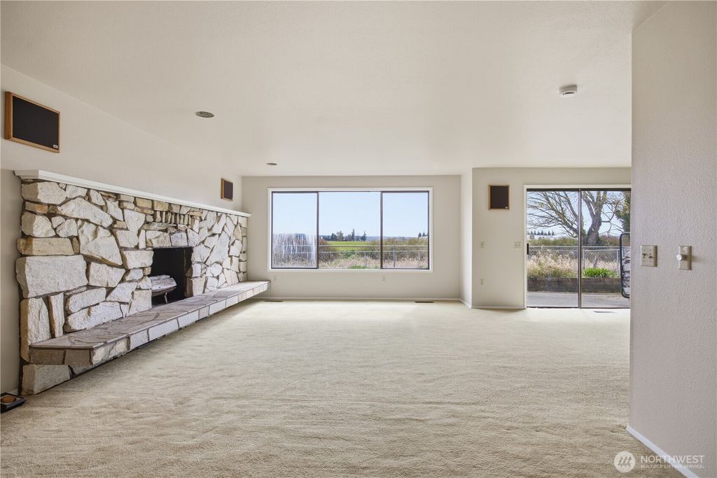 Photo of 19188 Holmstrom Road, Mount Vernon, WA 98273 (MLS # 2504449)