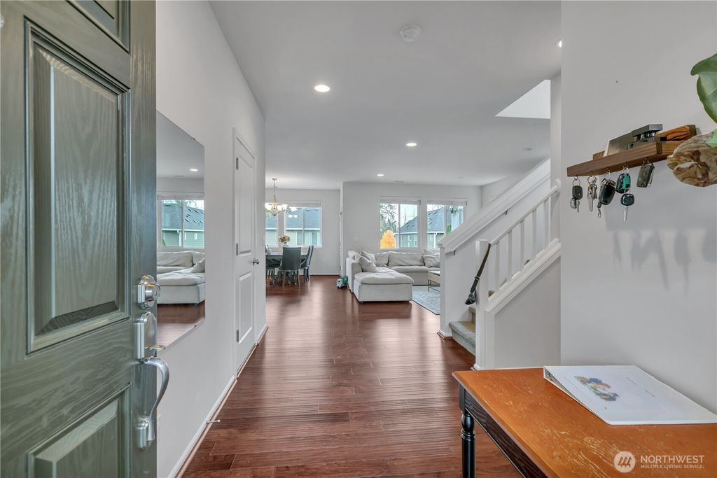 Photo of 5007 S 324th Street, Auburn, WA 98001 (MLS # 2445132)