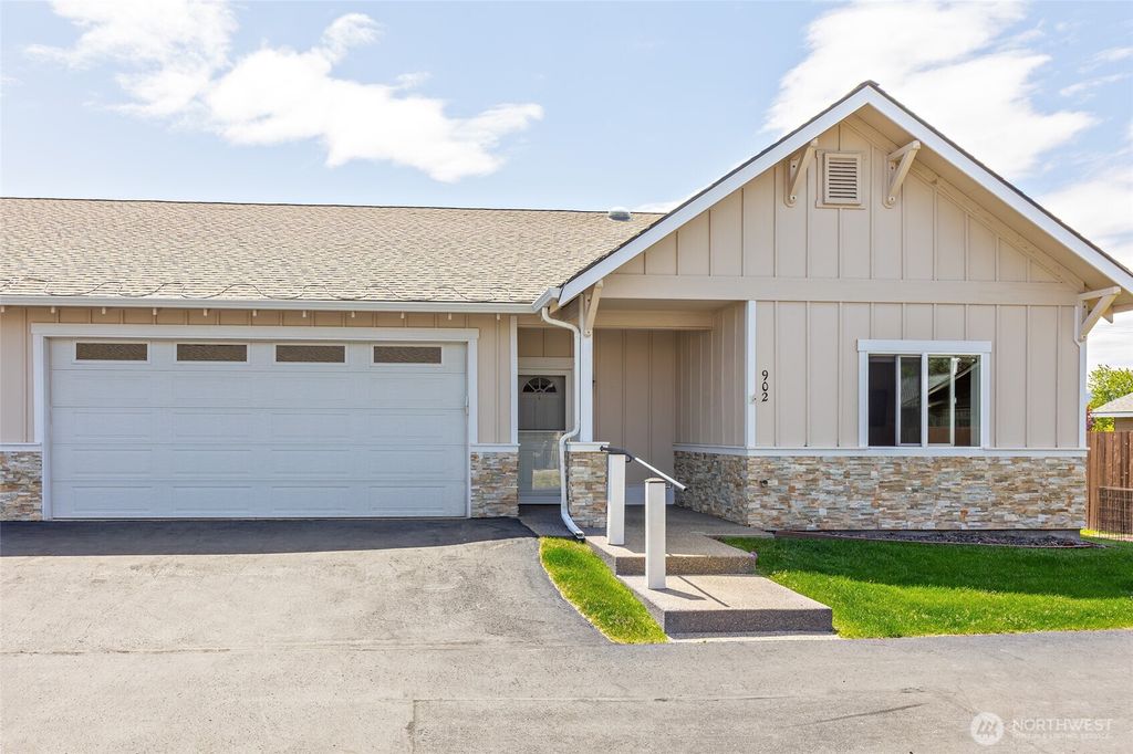 Photo of 803 S Willow Street #902, Ellensburg, WA 98926 (MLS # 2531253)