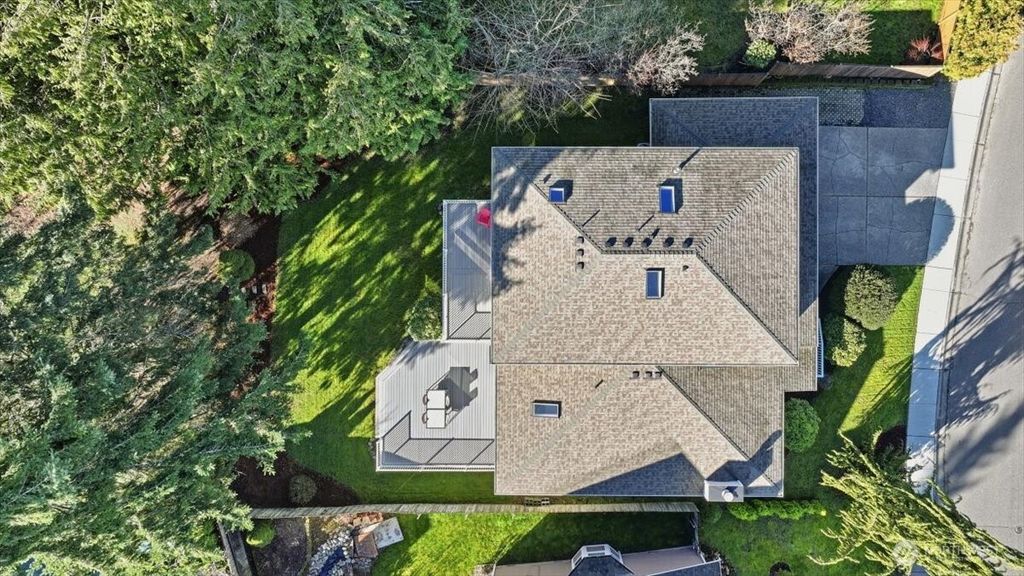 Photo of 10922 39th Drive SE, Everett, WA 98208 (MLS # 2479012)